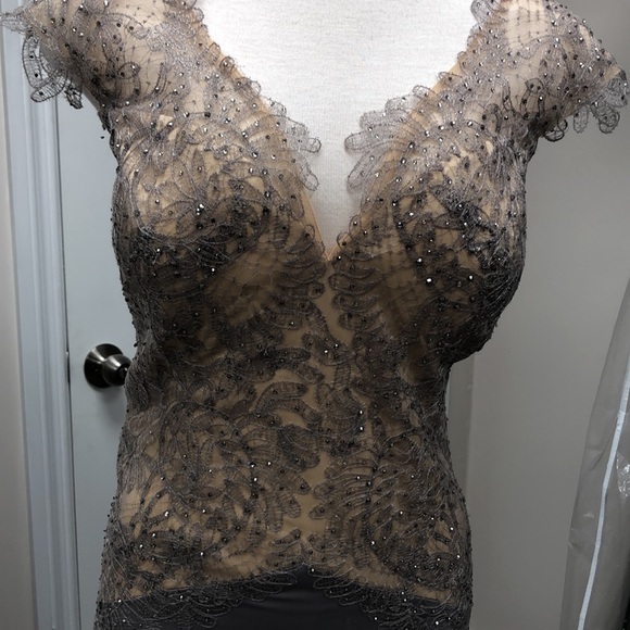 Elegant long evening dress - Picture 2 of 8